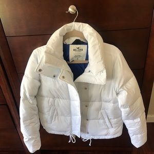 Hollister’s Puffer Jacket!